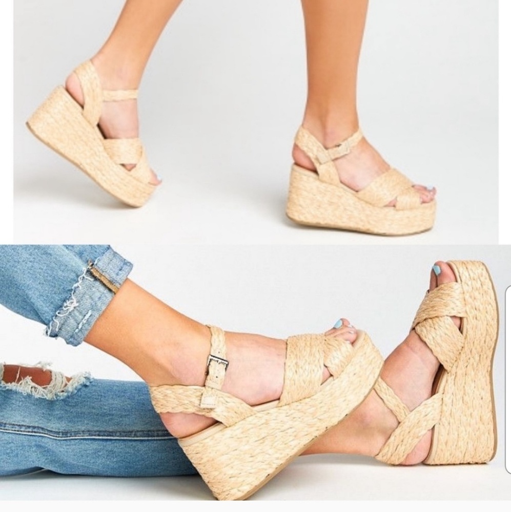 Steve Madden Pam Raffia Sandal - Picture 5 of 8